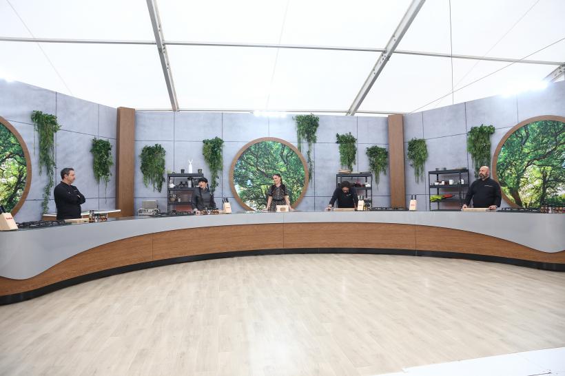 Chefi la cuțite, lider de audiență. Florin Dumitrescu a dat cuțitul de aur. Diseară, Irina Fodor pune-n joc a treia bombă 18859875