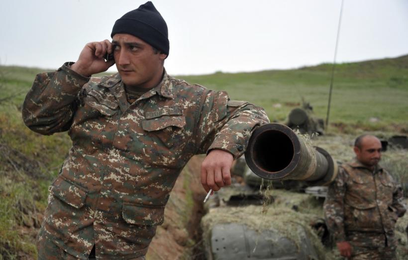 Azerbaidjanul oprește ofensiva din Karabah, după acordul de încetare a focului cu separatiștii armeni