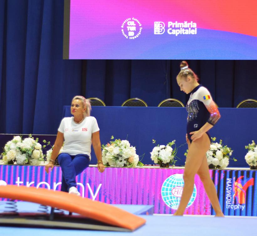 Gimnasta română Sabrina Voinea Maneca, vedeta surpriză a mondialului din Belgia 18861013