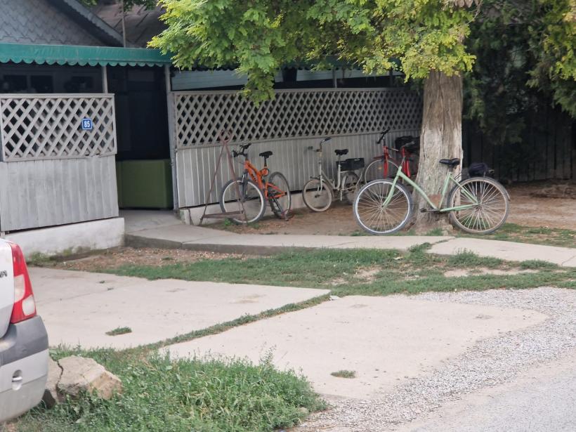 Războiul Deltei. Oamenii râd de adăposturile armatei și înjură trasoarele ucrainenilor 18860809