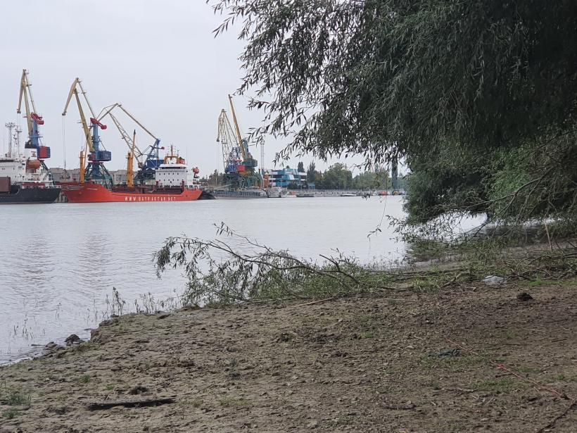 Războiul Deltei. Oamenii râd de adăposturile armatei și înjură trasoarele ucrainenilor 18860823