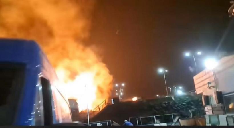 UPDATE Vama Isaccea, închisă total după bombardamentele de noaptea trecută. O dronă a căzut și a explodat lângă un bac cu muncitori români 18861027