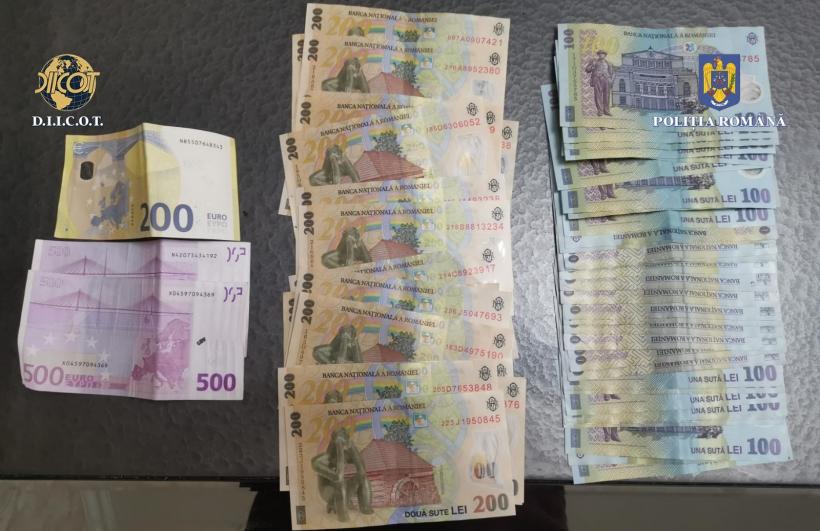 Trei profesori sunt suspectați de trafic de droguri. Unul cultiva canabis, iar ceilalți vindeau droguri de mare risc 18861090