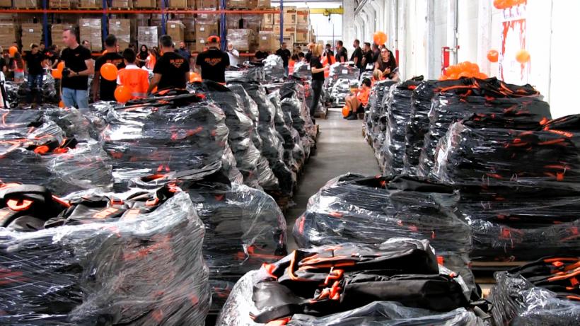 5.320 de elevi de gimnaziu din 20 de județe ale țării un început noul an școlar cu ghiozdane și rechizite noi oferite în dar de Fundația Mereu Aproape și de compania RURIS 18861221