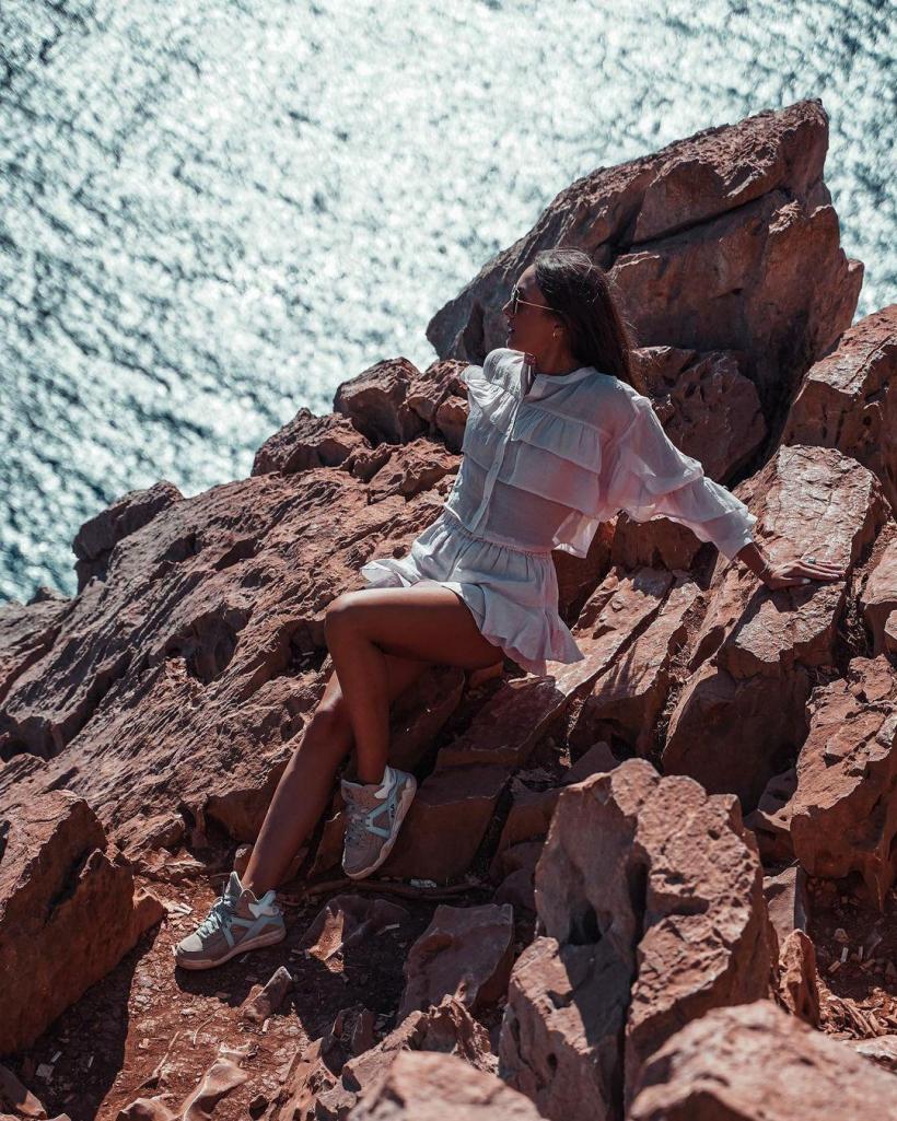 S-a aflat cine este tânăra găsită moartă pe plaja din Mamaia. Era una dintre cele mai cunoscute tinere DJ din România 18861564