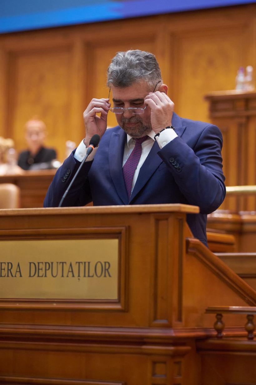 Umbli cu bani cash? Statul te pedepsește 18861331