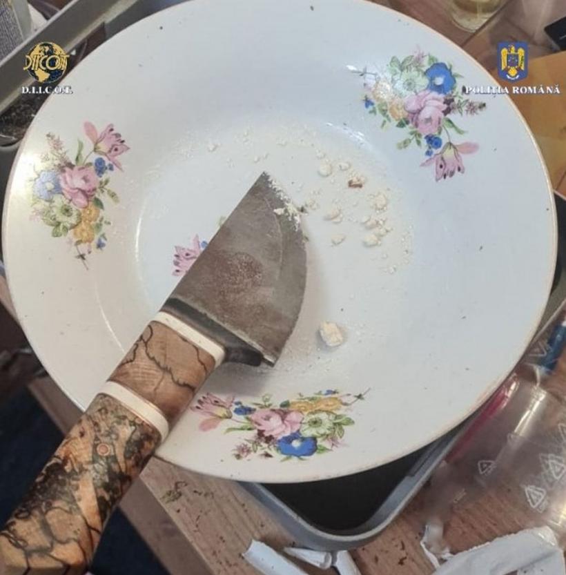 Strategia s-a schimbat: vor fi săltați micii traficanți din școli 18861538