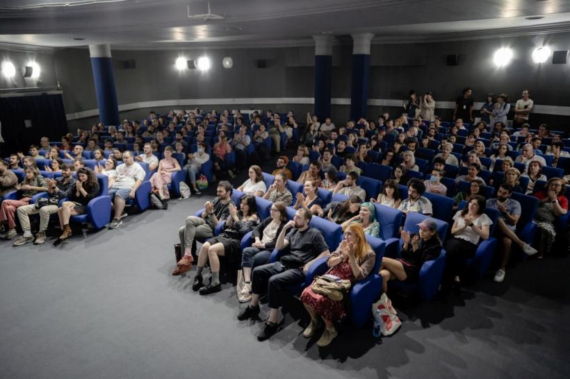 Monisme, în regia lui Riar Rizaldi, câștigă Marele Premiu BIEFF.13 18862257