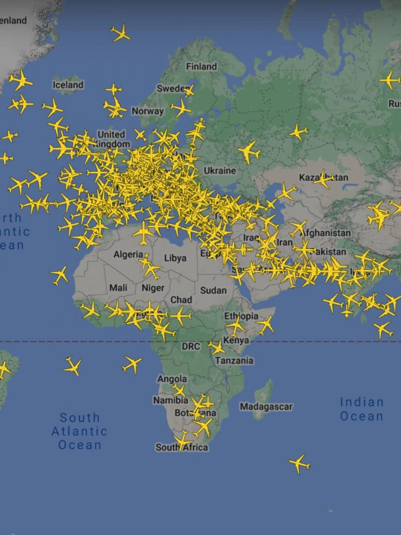 Interzicem mașinile, dar numărul avioanelor crește 18862430