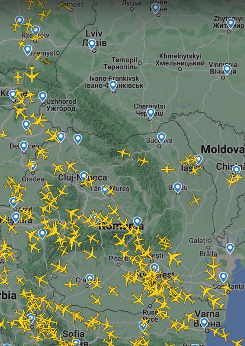 Interzicem mașinile, dar numărul avioanelor crește 18862431