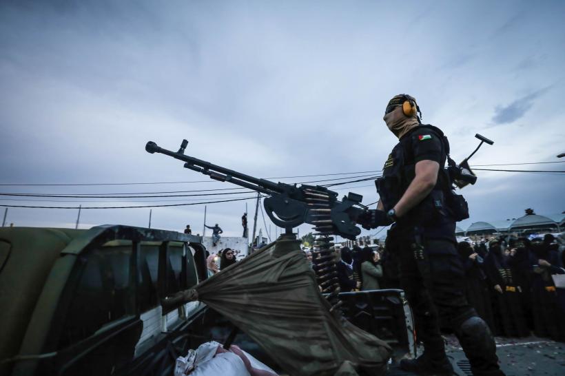 Primele măsuri ale premierului Benjamin Netanyahu: „Suntem în război” 18863017