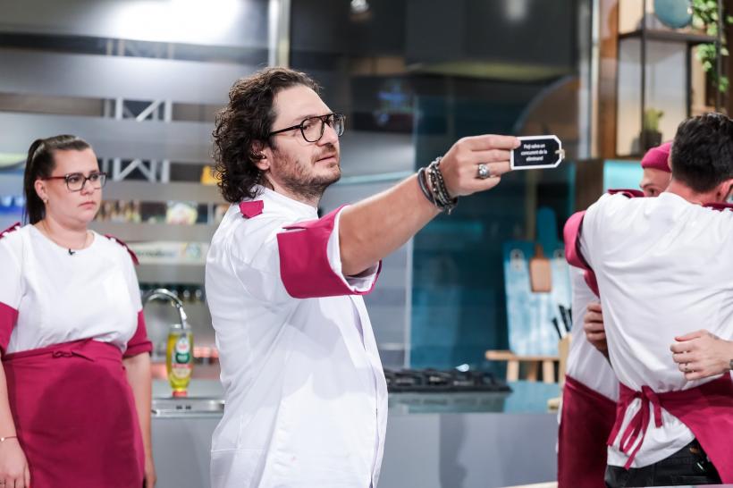 Concurent salvat de la eliminare la Chefi la cuţite, într-o ediţie lider de audienţă. Chef Dumitrescu şi-a folosit o amuletă importantă  18863302