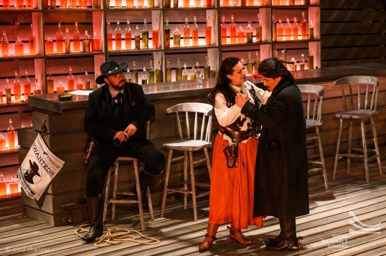 Decoruri fascinante, costume spectaculoase și personaje puternice: opera La Fanciulla del West de G. Puccini! 18863320