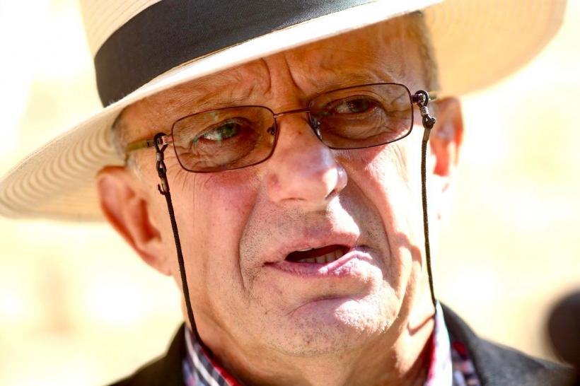 Întâlnire - lansare de carte cu actorul Mihai Mălaimare 18863586