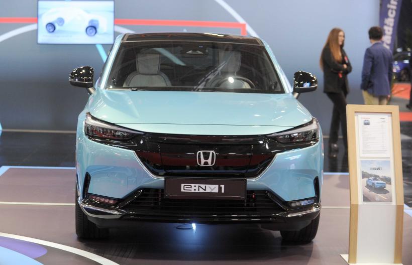 Salonul Auto București 2023 și-a deschis porțile la Romexpo 18863592