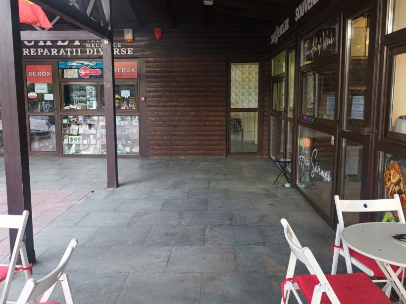 Sinaia, orașul cu un singur WC public 18863812