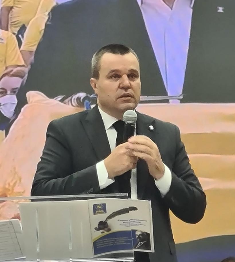 Eugen Pîrvulescu, președintele PNL Teleorman, a suferit o nouă înfrângere în fața justiției. ÎCCJ a stabilit definitiv începerea judecării lui în dosarul de corupție 18864195
