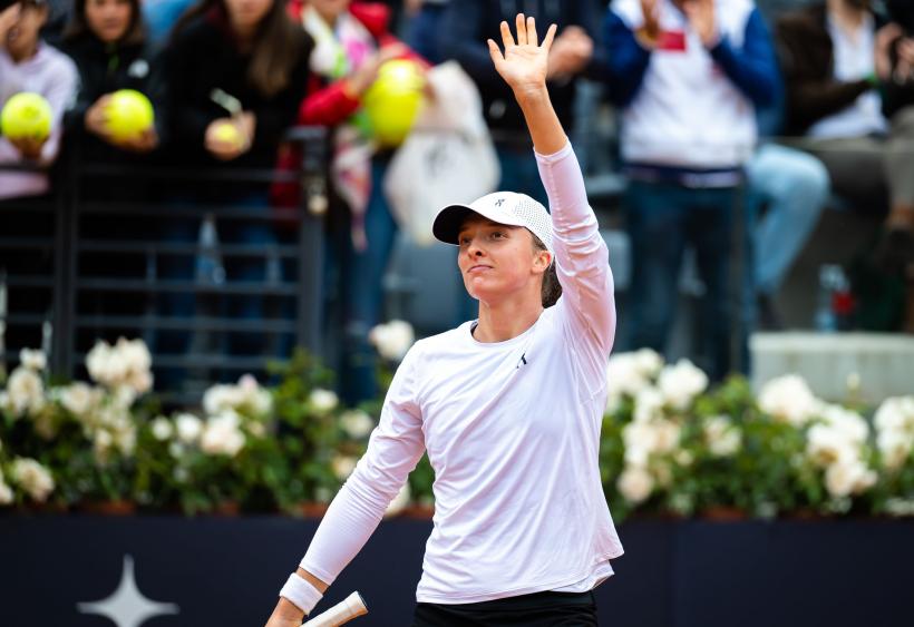 Swiatek a donat 70.000 de dolari pentru UNICEF Polonia cu ocazia Zilei Mondiale a Sănătății Mintale 18864081