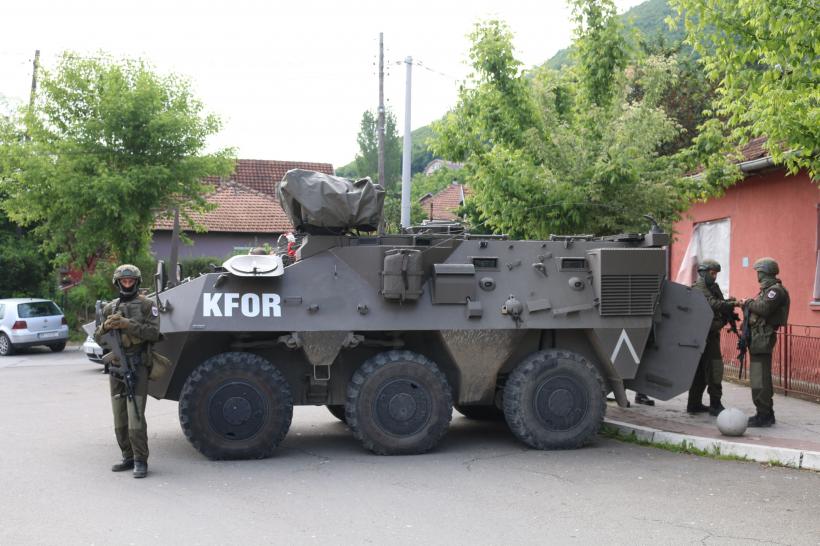 România a trimis încă 130 de militari în Kosovo