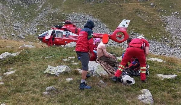 Turist salvat cu elicopterul din Munții Baiului