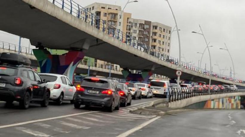 Trafic de coșmar în capitală, pentru că Podul Grant a fost închis! 18864490