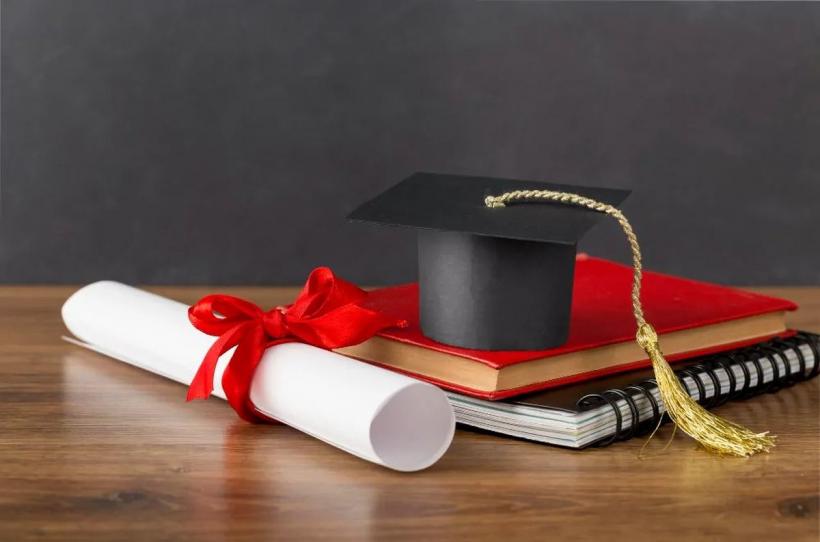 Toate doctoratele sunt în pericol, din cauza modificărilor legislative. Cercetătorii își pierd drepturile de proprietate intelectuală 18864619