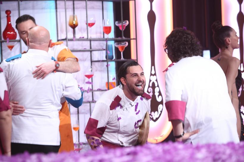 Cine e câștigătorul sezonului 12 Chefi la cuțite. Janni Alexandridis pleacă acasă cu marele premiu 18865139