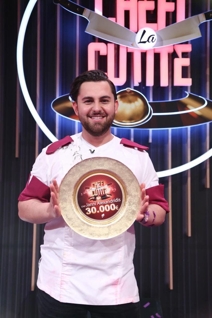 Cine e câștigătorul sezonului 12 Chefi la cuțite. Janni Alexandridis pleacă acasă cu marele premiu 18865149
