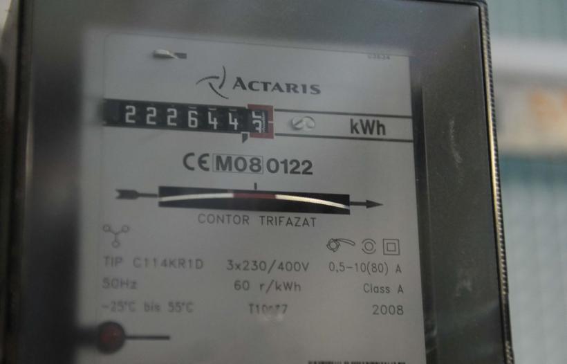 Parlamentul a contractat curent electric pentru următorul an. Va plăti facturi de 214.000 de euro pe lună 18865034