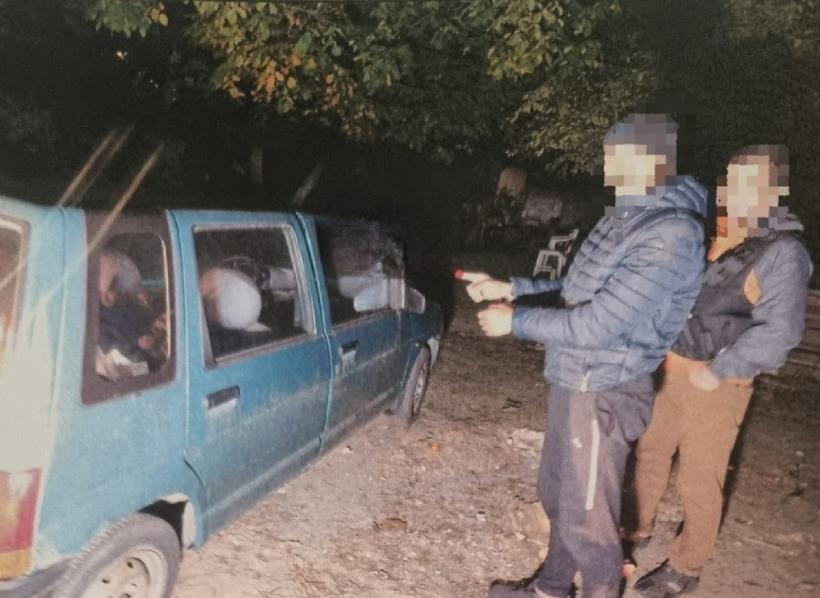 Reținut pentru furt și conducere fără permis 18865367