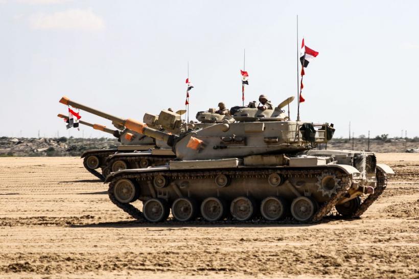 Un tanc israelian a lovit din greşeală o poziţie egipteană în apropiere de graniţa cu Gaza