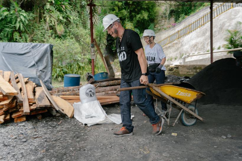 America Express, lider de audiență  Diseară, concurenții muncesc din greu într-o mină din Anzii Columbiei  pentru prima imunitate a sezonului 18865877