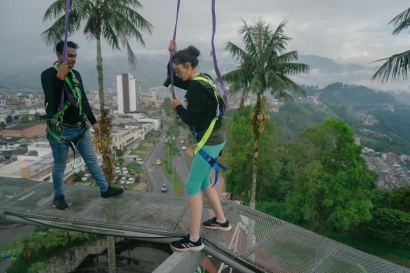 Edward Sanda și Cleopatra Stratan, salvați de la eliminare în ediția de ieri seară America Express, care a fost lider de piață 18866422