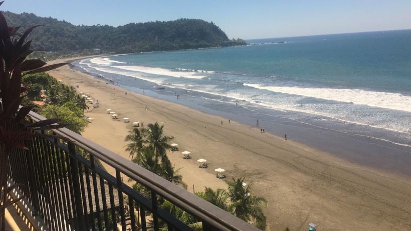 O oază de liniște, departe de războaie și conflicte 18866468