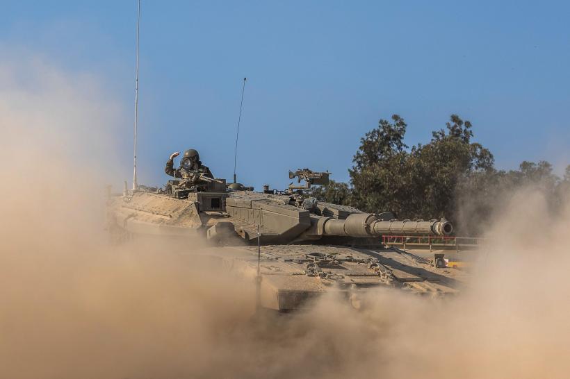 Escaladare a conflictului în Gaza: Invazie terestră și bombardamente intense din partea armatei israeliene 18866739