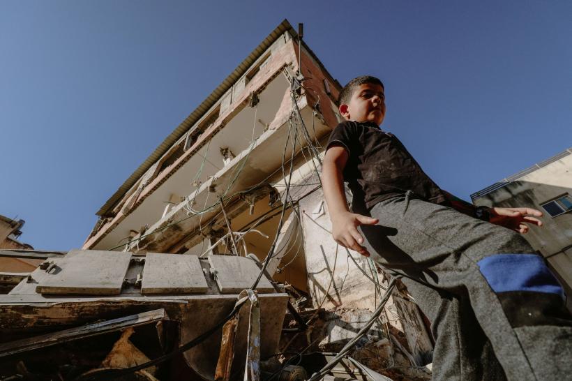 Serviciile de telefonie și internetul revin treptat în Fâșia Gaza 18866859