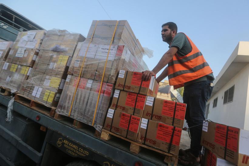 Cel mai mare convoi de ajutoare a ajuns în Gaza 18866993