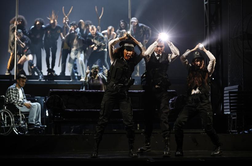 Spectacolul EXOD la Festivalul Național de Teatru (FNT) 18867109