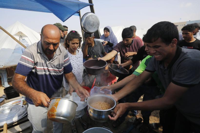 Peste 60 de lucrători umanitari ai ONU au fost uciși în Fâșia Gaza în trei săptămâni 18867214