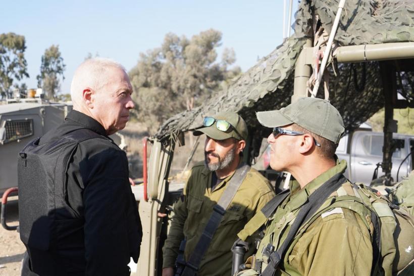 Armata israeliană anunță că a încercuit orașul Gaza 18867854