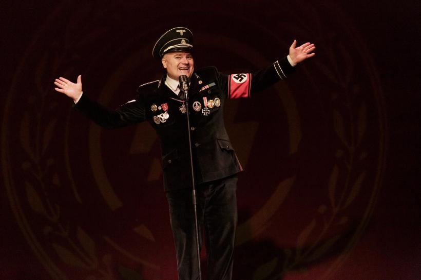 Premiera oficială a spectacolului A FI SAU A NU FI, la Teatrul de Comedie 18867470