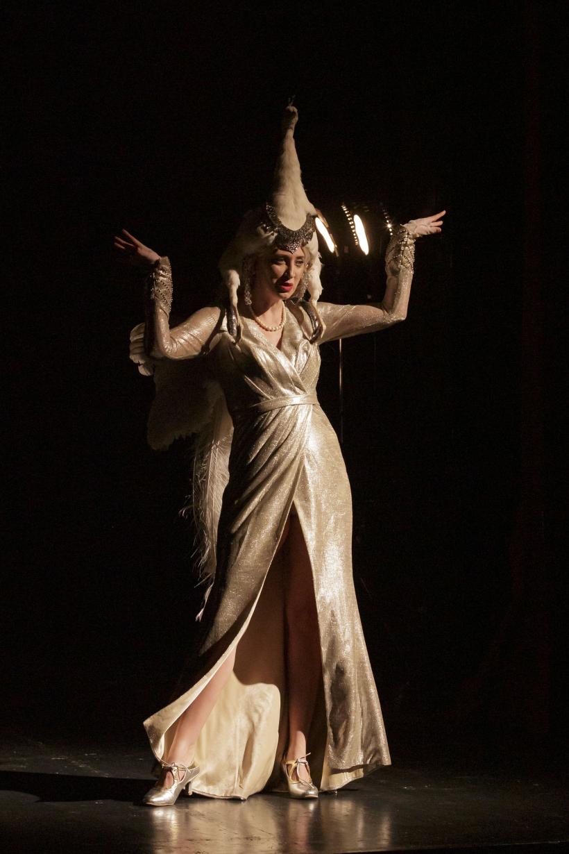 Premiera oficială a spectacolului A FI SAU A NU FI, la Teatrul de Comedie 18867473