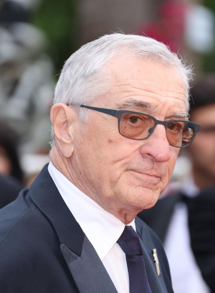 Robert de Niro, acuzat de fosta asistentă că a fost tratată ca o „soție de birou”. Replica actorului: „Rușine să-ți fie!” 18867754