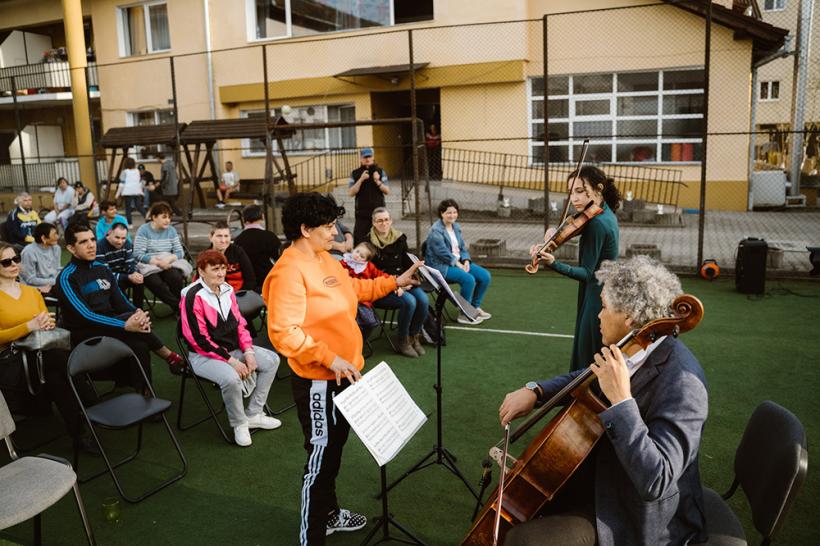 Peste 60 de artiști din România și din Norvegia au dat viață unuia dintre cele mai ample proiecte de promovare a artei contemporane, RoWay-NorMania 18867688