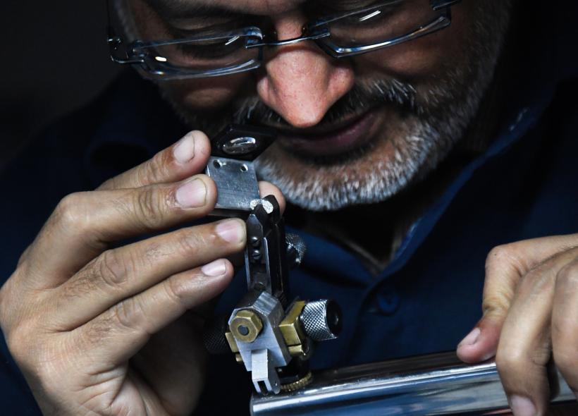  Bijutierii occidentali refuză diamantele rusești  18868030