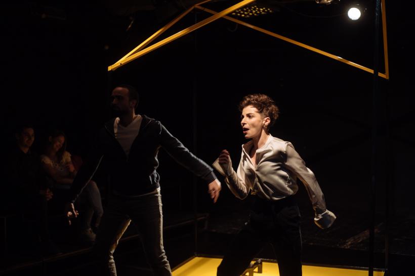 Teme actuale într-o manieră accesibilă, în spectacolele Vanner Collective din luna noiembrie 18867911