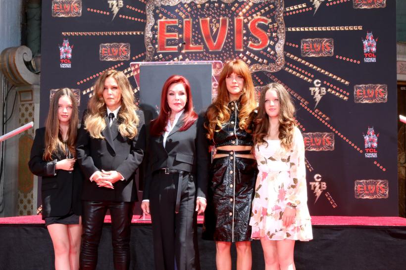 Priscilla Presley dezvăluie de ce nu s-a recăsătorit: „Nimeni nu l-a putut egala vreodată pe Elvis” 18868442