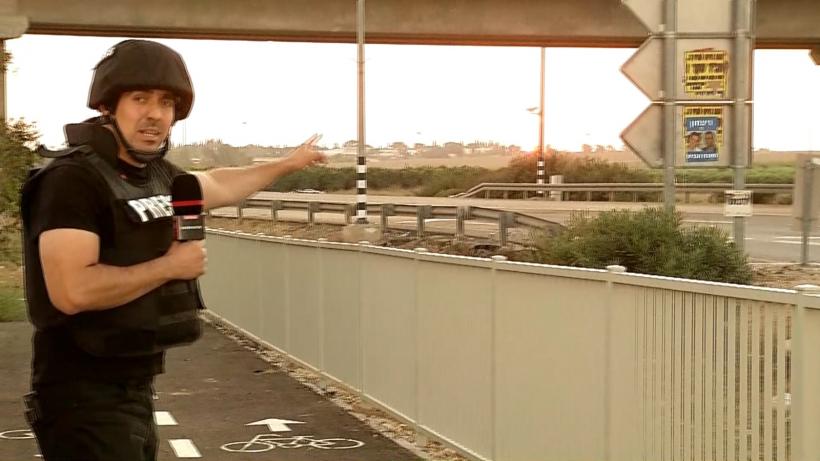 Observator, Antena 1, transmisiuni în exclusivitate din Cairo,  locul de plecare spre casă al celor peste 100 de români  evacuați din Fâșia Gaza 18868638