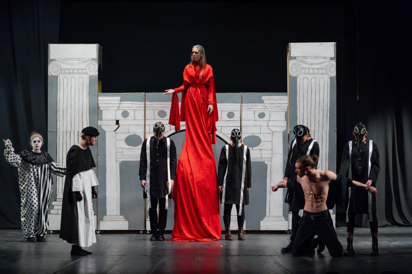 A început Festivalul Național de Teatru pentru Tineret „Ștefan Iordache” 18868907