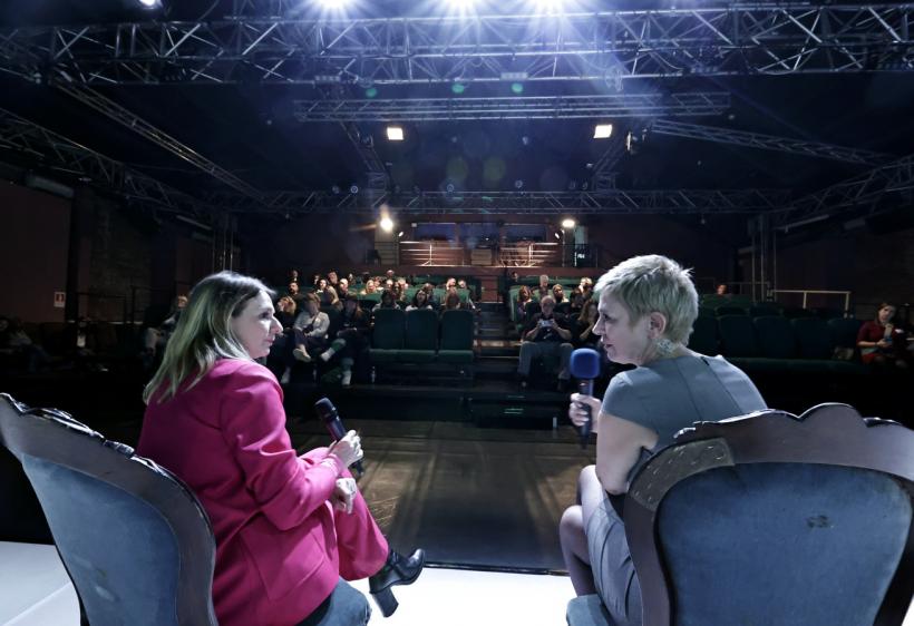 A început Conferința Internațională a Convenției Teatrale Europene 18869646